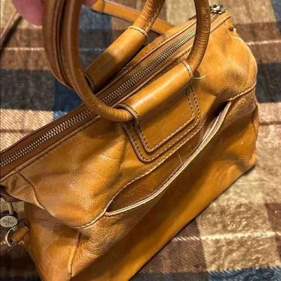 HOBO Tan Leather Shoulder Bag - Picture 15 of 15